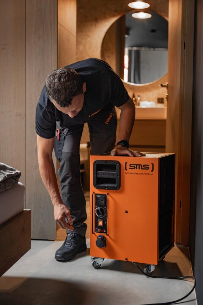 SMS Wasserschadensanierung Raumtrocknung